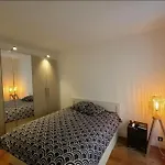 Brand New Flat - Really Calm In Central Paris